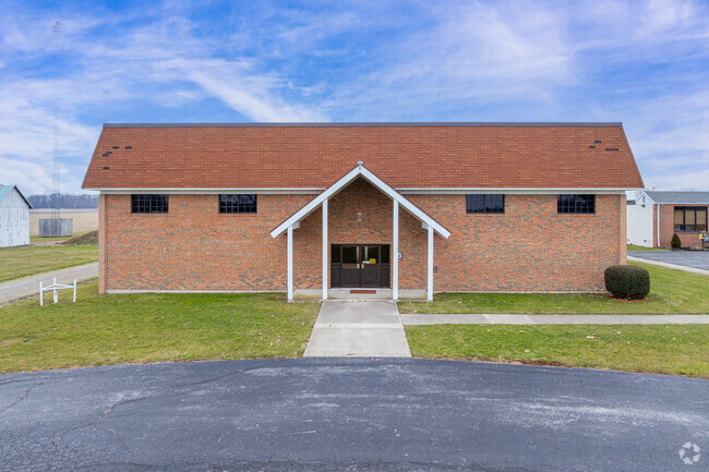 St. John-Emmanuel Lutheran School has 142 students.