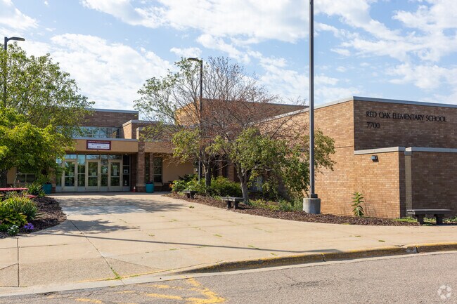 Red Oak Elementary School provides education to the little residents in 
Shakopee