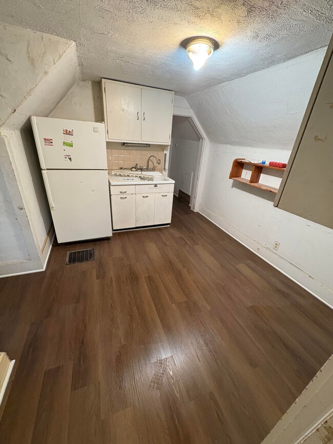 314 S Park St Unit A, Osceola, IA 50213