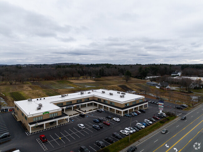 The Birches Academy of Art located in Salem, NH is an arts school serving grades K-8.