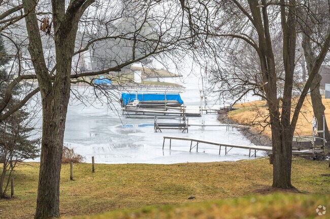 The views at White Oaks Bay Nature Park are spectacular all year round.