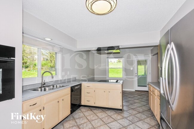 14545 Appalachian Trail, Chesterfield, MO 63017 - photo 7