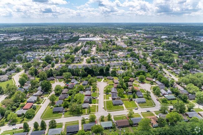 Woodhill is a first-time homebuyer destination with shopping and recreation.