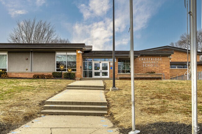 Crestridge Elementary is a kindergarten through 5th grade.