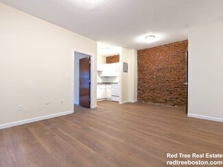 46 S Huntington Ave Unit 14, Boston, MA 02120