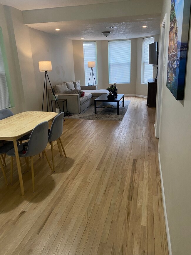 3128 W 38th Place unit Floor 1, Chicago, IL 60632 - photo 7