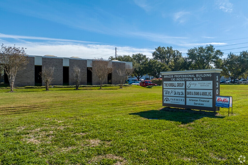 Focus Academy's one-to-one education ensures personalized learning, keeping student's on track.