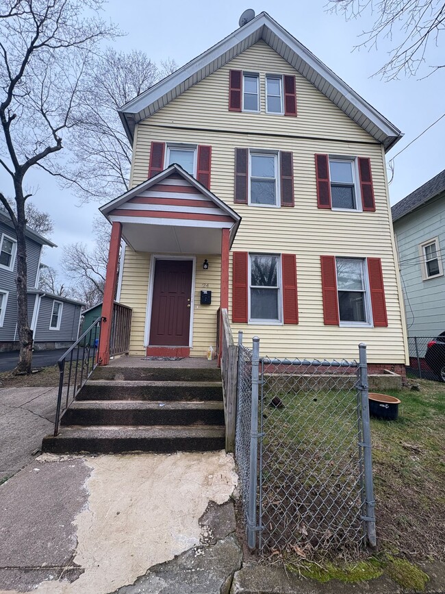 24 Willis St, New Haven, CT 06511