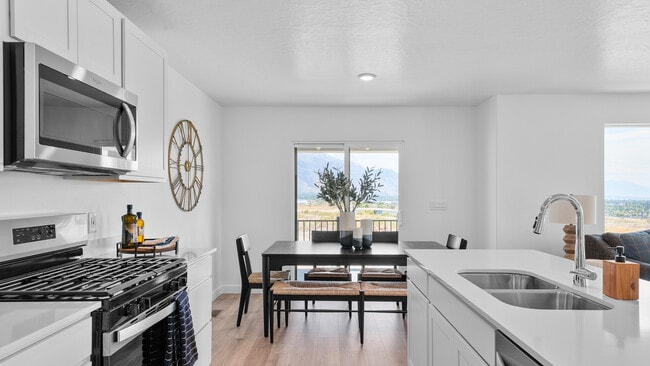 322-1079 E Glencoe Dr, Lehi, UT 84048 - photo 6