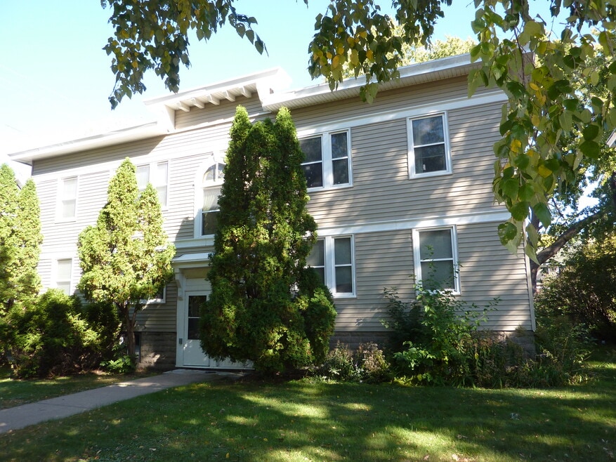 382 Wheeler St. N.