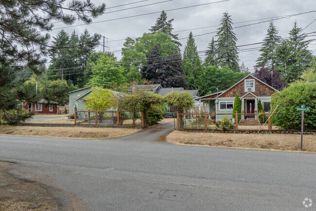 Rows of craftsman bungalows can be found on Division Ave in Gorst WA.