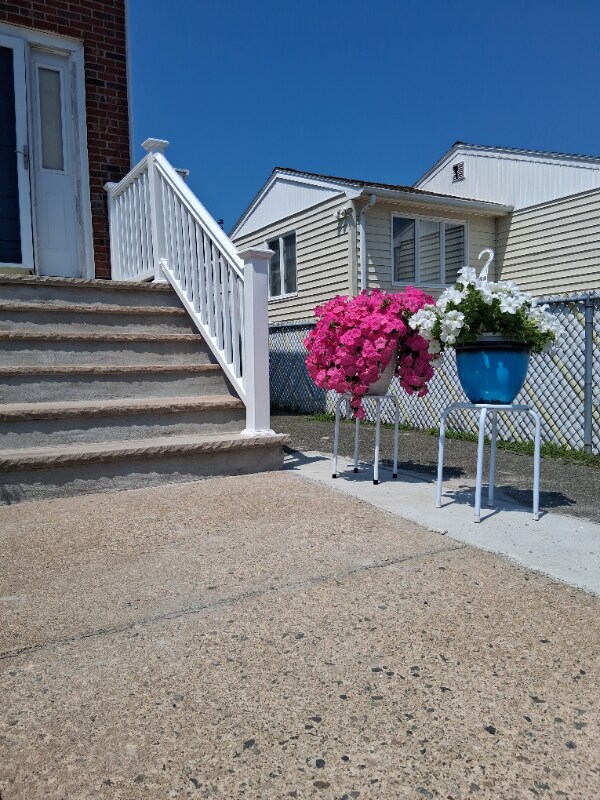 120 Newman St unit 1, Revere, MA 02151 - photo 1