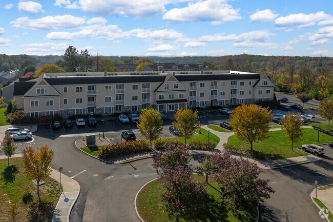 Summit Place - 1 Month Free, Branford, CT 06405 - photo 6