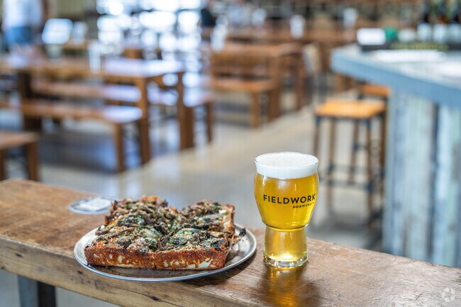 Fieldwork Brewing in West Berkeley serves pints that pair with Detroit-style pizza.
