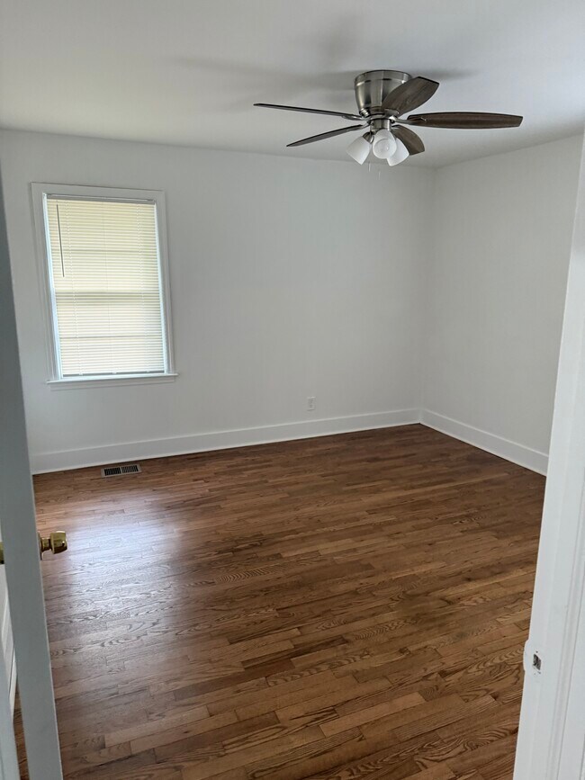 717 Sycamore Dr unit 1, Decatur, GA 30030 - photo 5