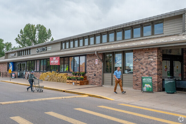 Collindale residents can find fresh groceries at Sprouts Farmers Market.