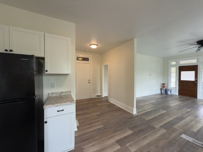 1224-1226-1226 Argonne Dr unit 1224, Natrona Heights, PA 15065 - photo 3