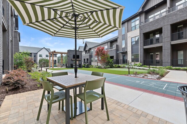 EVOQ EAST COBB, Marietta, GA 30066 - photo 4