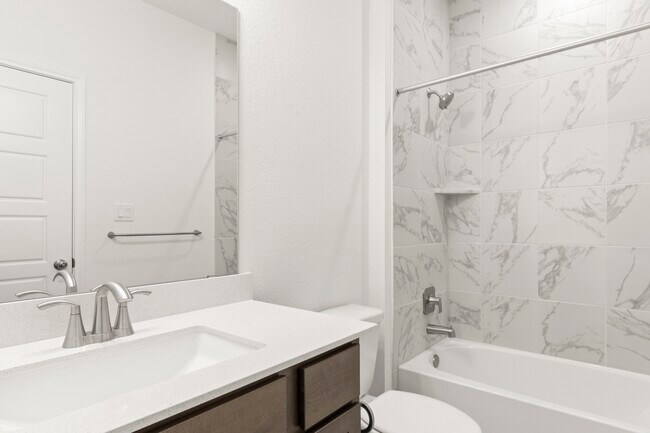 1648 Esplanade Pkwy, San Marcos, TX 78666 - photo 4