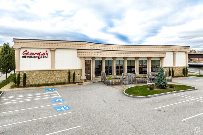 Georgio's Ristorante & Bar is a spacious & elegant Greek & Italian restaurant in Picataquog.