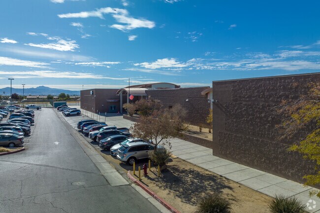 Keller Duane D Middle School serves 6-8.