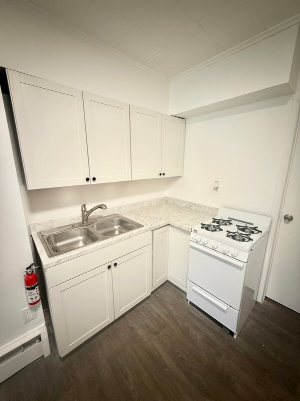 5 Linden Ave Unit 2R, Troy, NY 12180