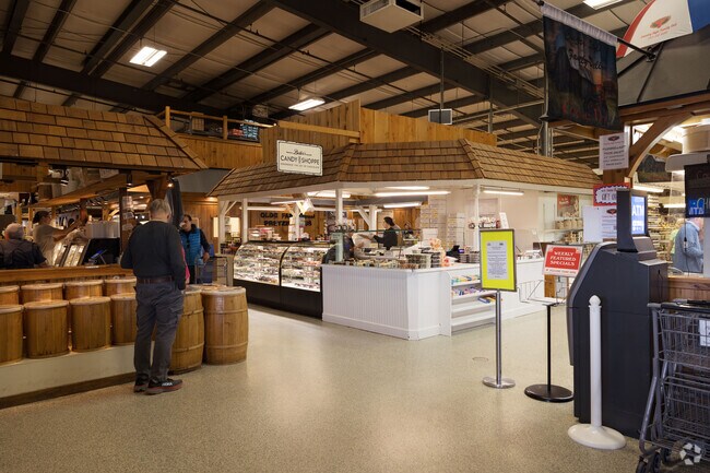 At the local amish market you can grab a meal or a quick treat to enjoy in Shrewsbury, PA.