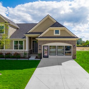 3680 Chatham Place unit 36951659, Brighton, MI 48114 - photo 1