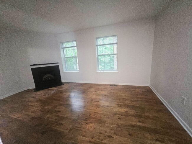 9166 Lambskin Ln, Columbia, MD 21045 - photo 5