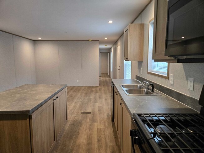 Lakeside Estates, Carter Lake, IA 51510 - photo 6