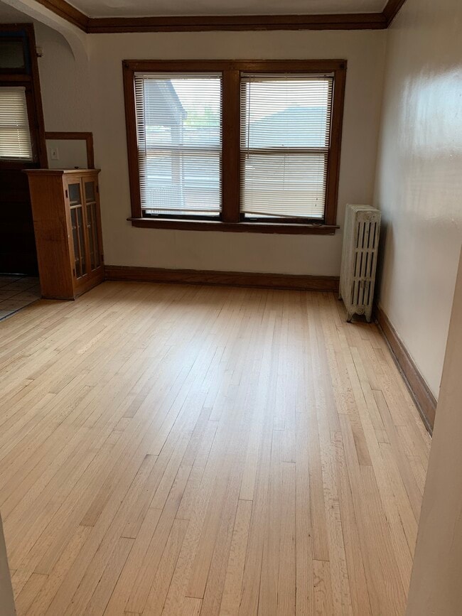 1852 Grove Ave unit 1B, Berwyn, IL 60402 - photo 6