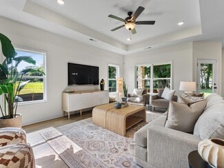 25 Little Creek, Arab, AL 35016