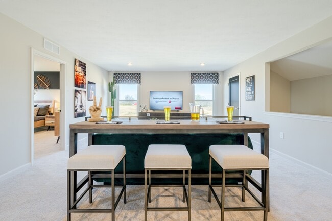 819 Hunters Run Dr unit 38506366, Brookville, OH 45309 - photo 7