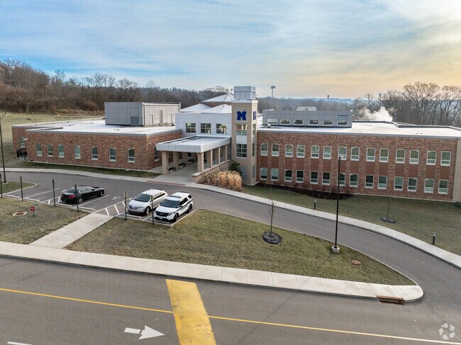 Mariemont High School
Public Middle & High School
The Village of Indian Hill, Cincinnati OH
