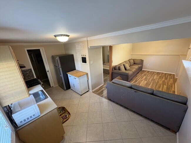 318 Claremont Ave unit 1, West Babylon, NY 11704 - photo 6