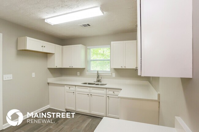 5819 S Quail Dr, Douglasville, GA 30135 - photo 6