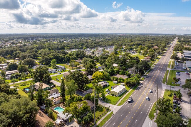 Michigan Avenue provides Mill Slough residents with easy access to amenities.