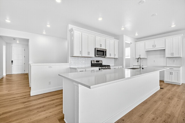 17085 W 92nd Loop, Arvada, CO 80007 - photo 3