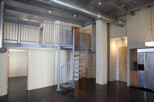 110 N 3rd St unit 711, Columbus, OH 43215 - photo 5