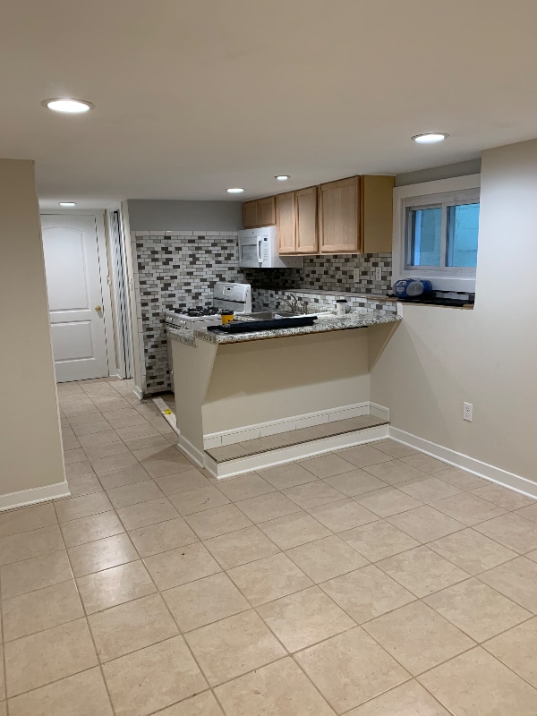 5631 N Parkside Ave Unit Lower level, Chicago, IL 60646