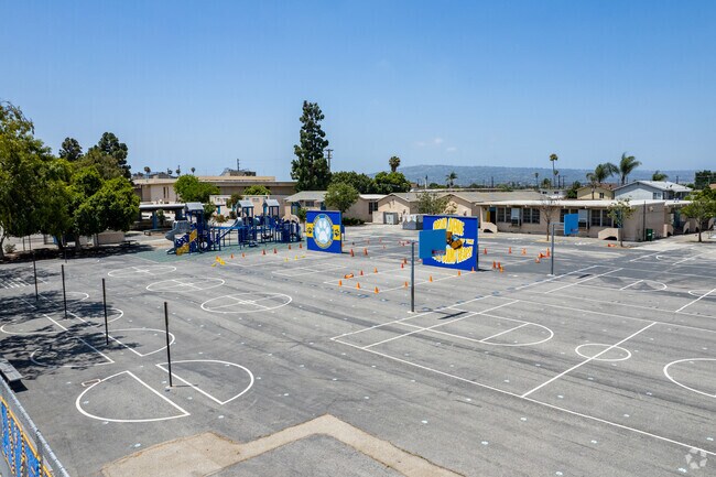 Students at Broad Avenue Elementary School can enjoy the outdoors with ample play space.