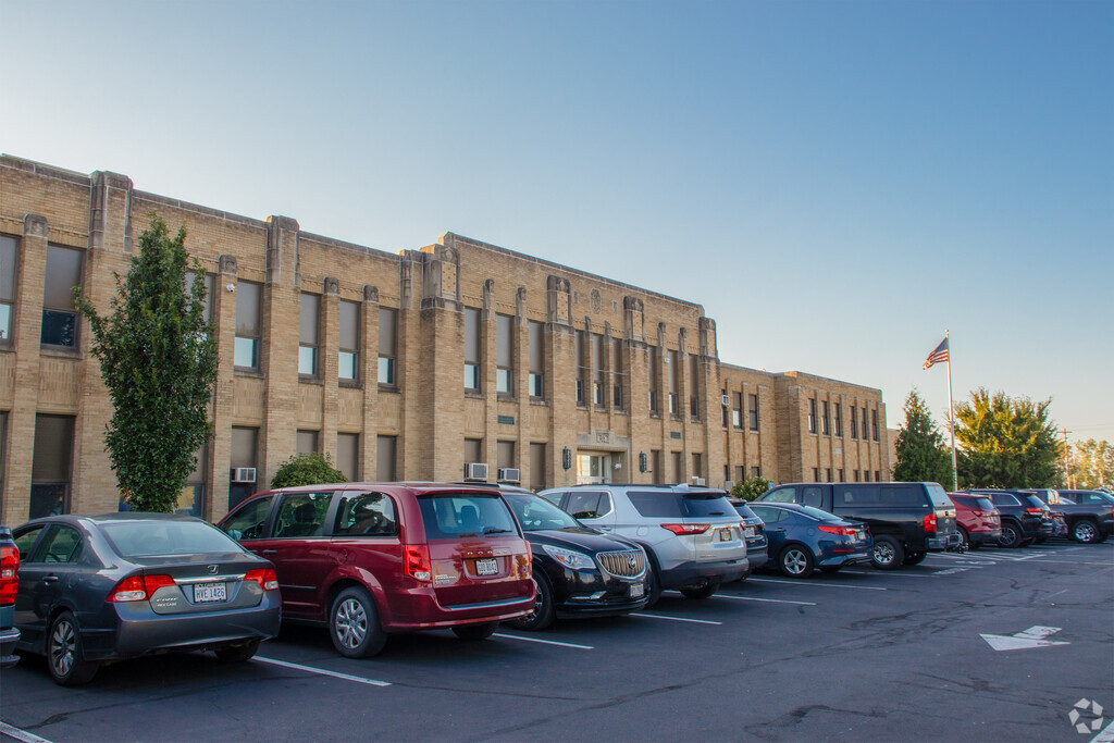 Monroeville High School provides education in the neighborhood of 
Huron