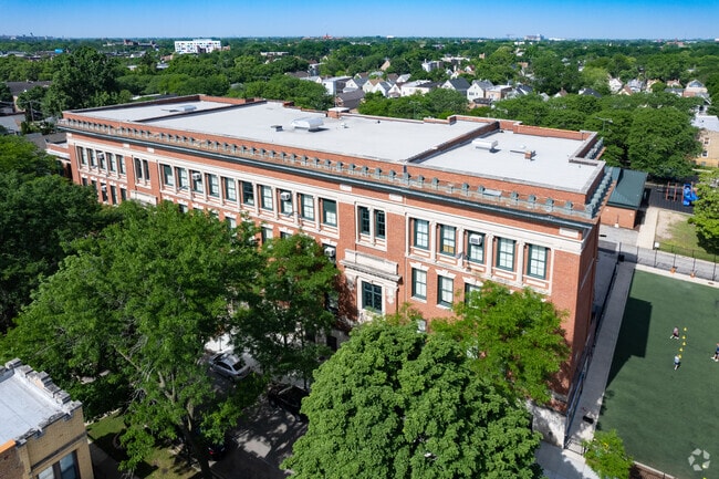 Overview of Patrick Henry Elementary School in the Albany Park neighborhood.