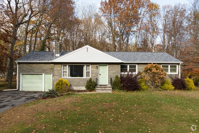 A midcentury ranch-style home in Charlton, NY.