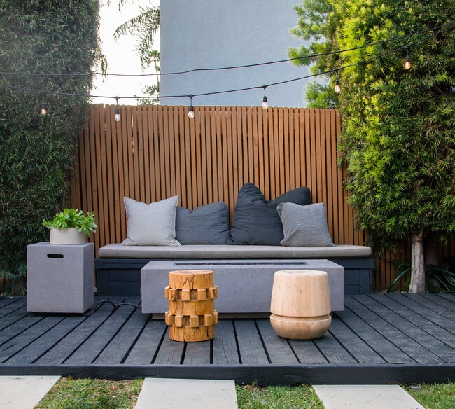 11049 Blix St, North Hollywood, CA 91602 - photo 2