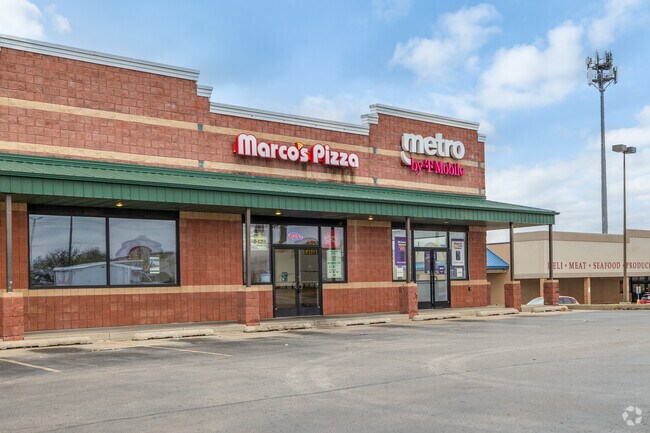 There are many retail options scattered throughout Eastpark.