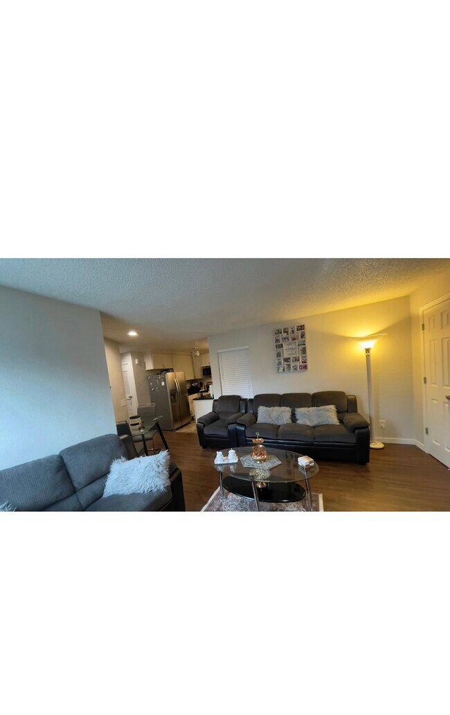 909 S Dawson Way unit 1, Aurora, CO 80012 - photo 2