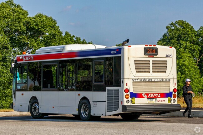 Upper Uwchlan has SEPTA bus stops that can take travellers to surrounding areas.