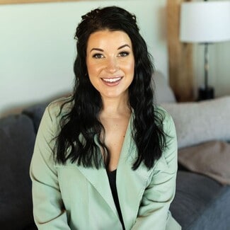 Valerie Buss