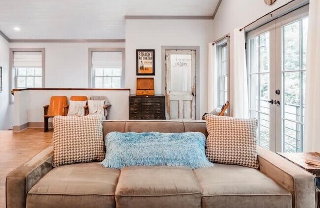 2917 Compton Rd unit A, Nashville, TN 37215 - photo 2